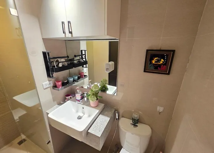 Bgc Uptown Parksuites Spacious Cosy Vibe One Bedroom Unit With Balcony And View Apartamento