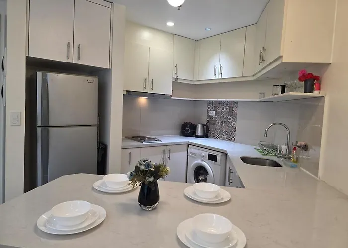 Bgc Uptown Parksuites Spacious Cosy Vibe One Bedroom Unit With Balcony And View Manila