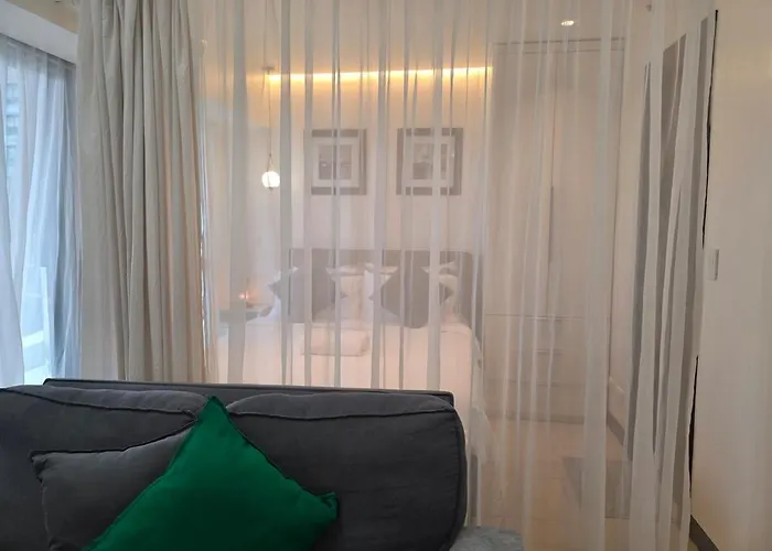 Apartamento Bgc Uptown Parksuites Spacious Cosy Vibe One Bedroom Unit With Balcony And View Manila